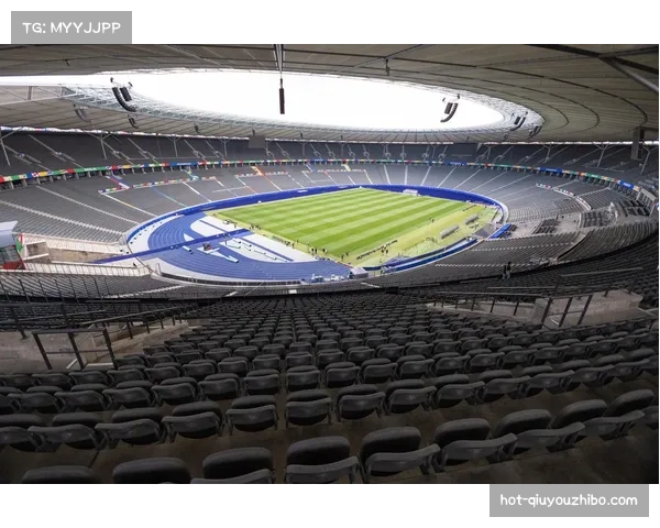 三镇外援中卫缺阵影响巨大,防线被多次打穿 三镇外援中卫缺阵影响巨大,防线被多次打穿