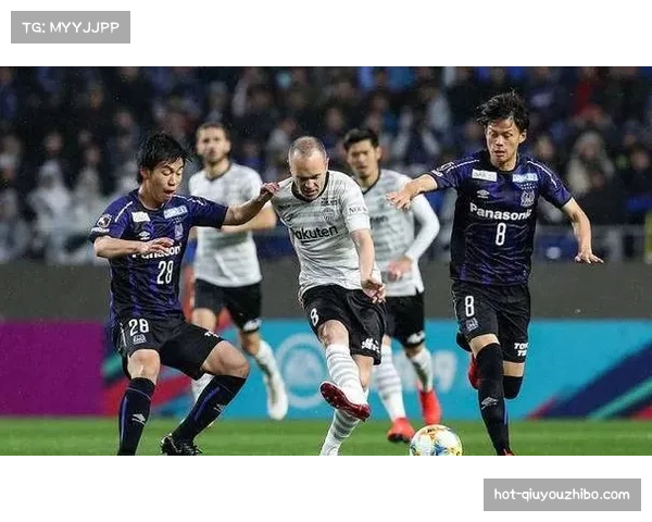 町田泽维亚铁桶阵战术解析：5-4-1体系连续三场淘汰赛零封对手